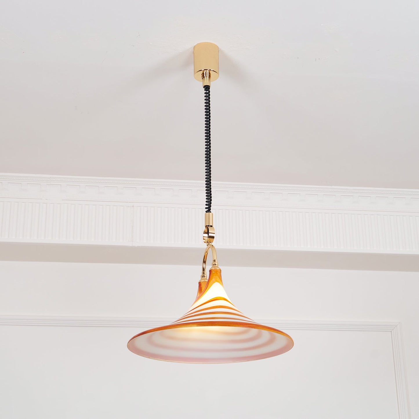 Wynor Trumpet Pendant Lamp