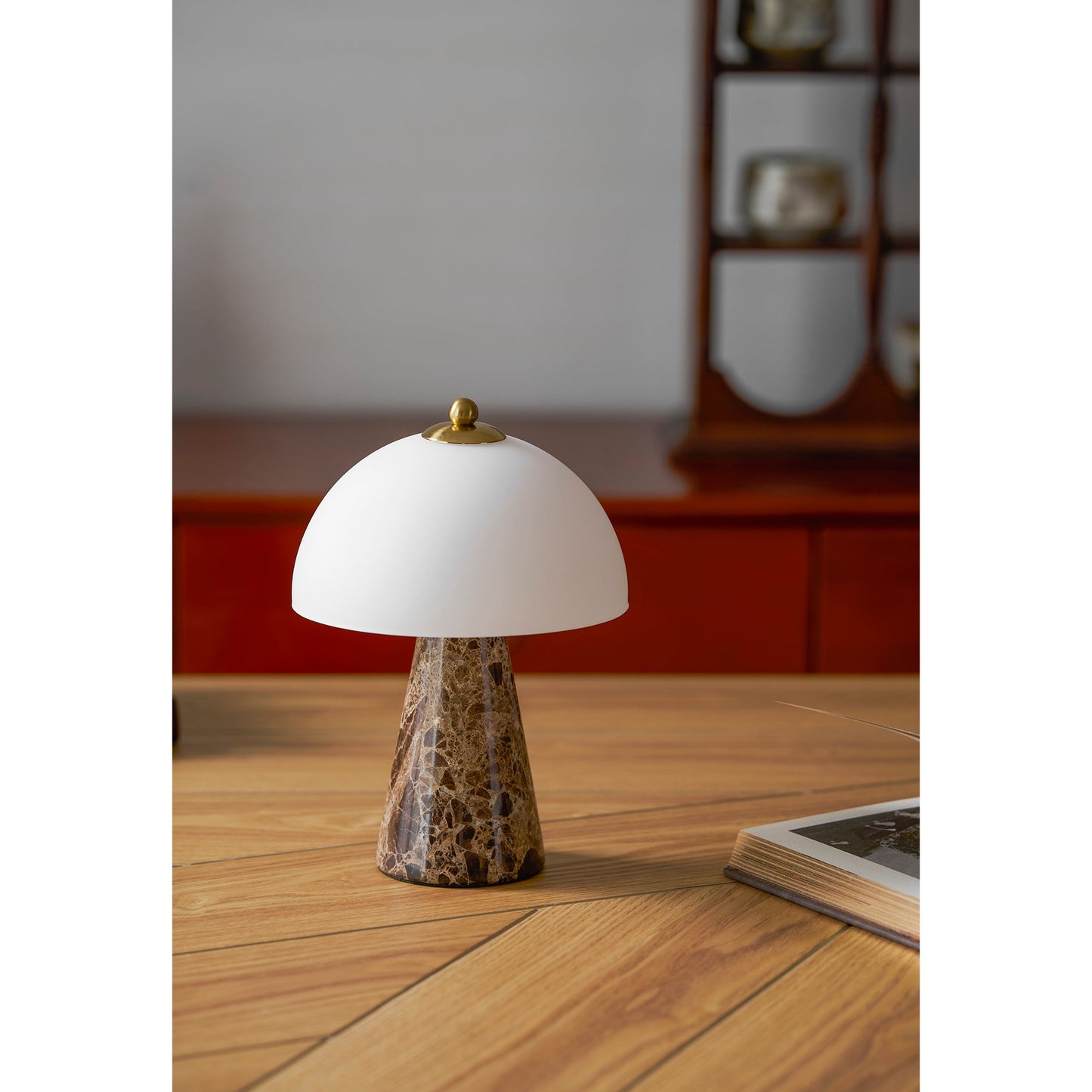 Lyso Table Lamp