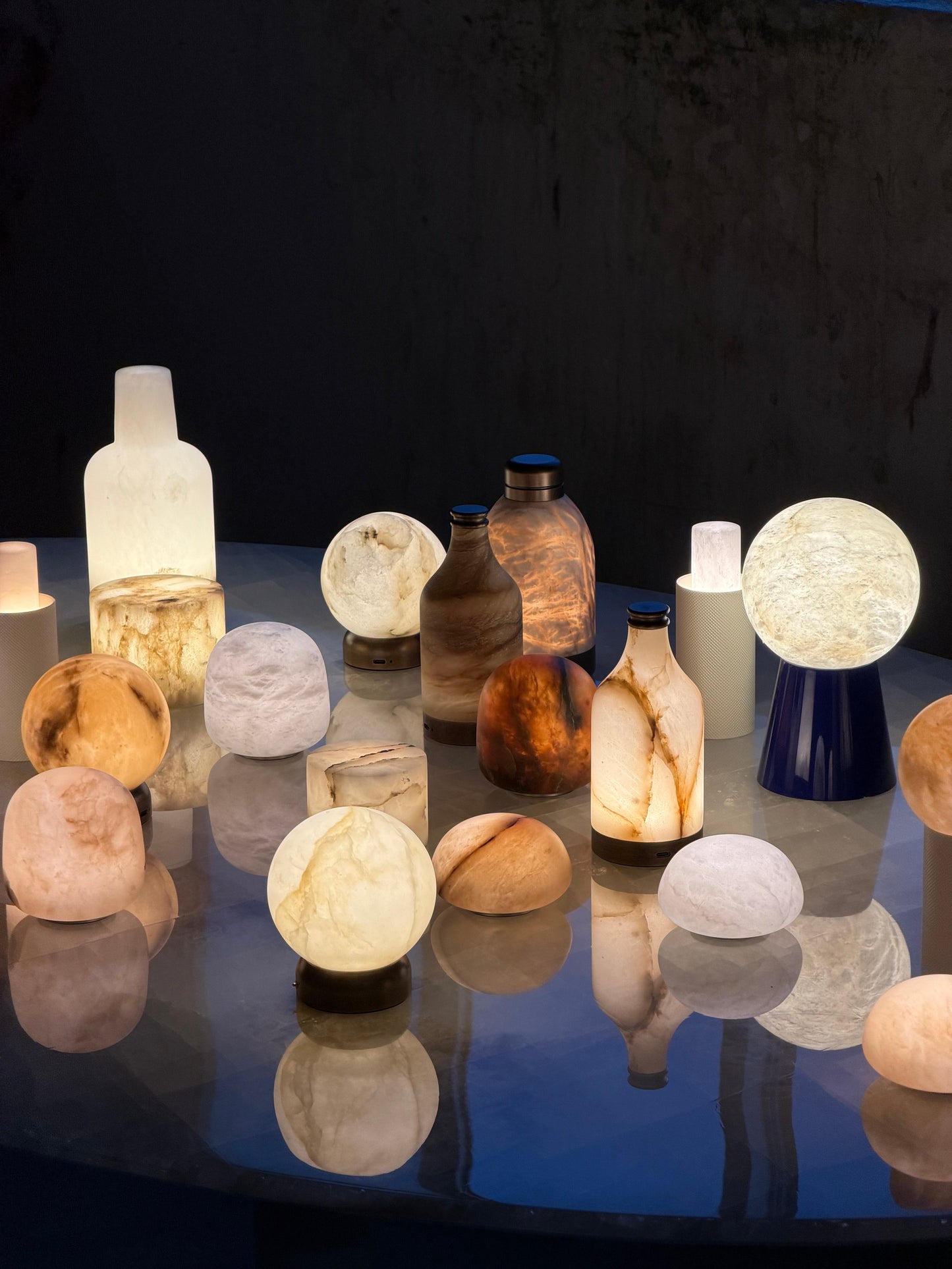 Islo Alabaster Table Lamp (Built-in Battery)