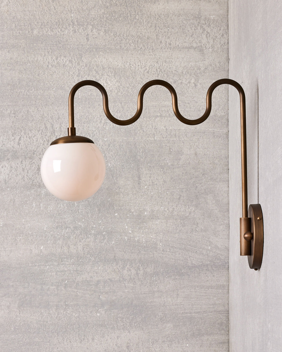 Seris Wall Lamp