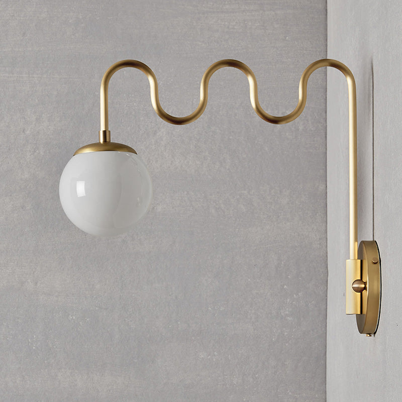 Seris Wall Lamp