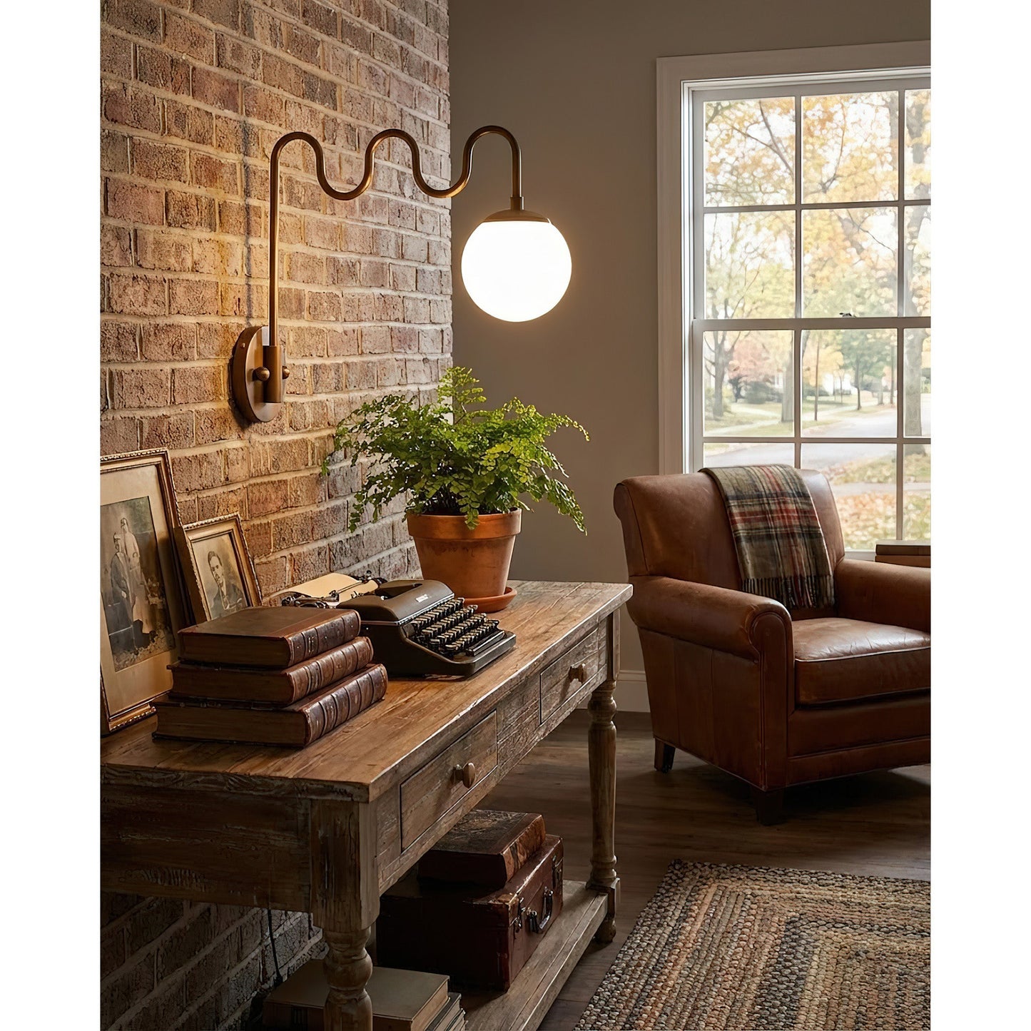 Seris Wall Lamp