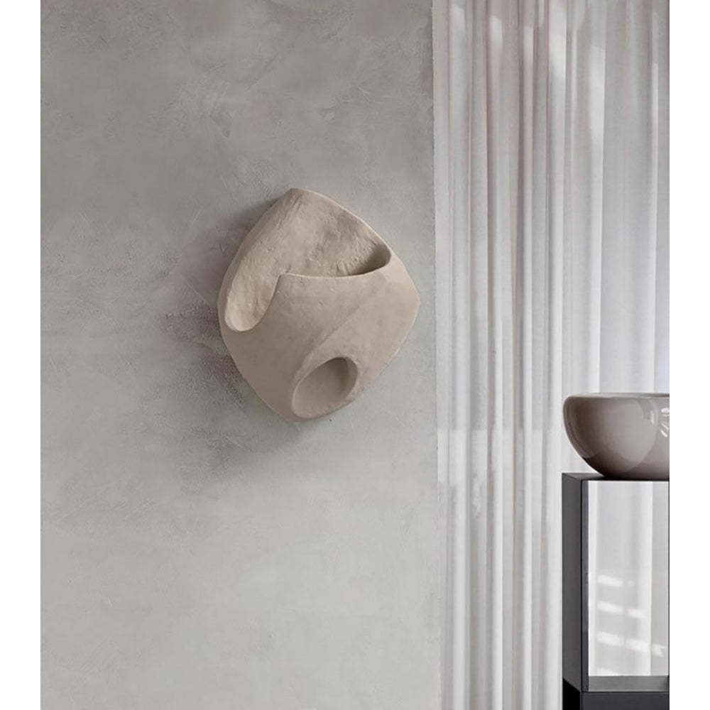 Varberg Hollow Wall Lamp