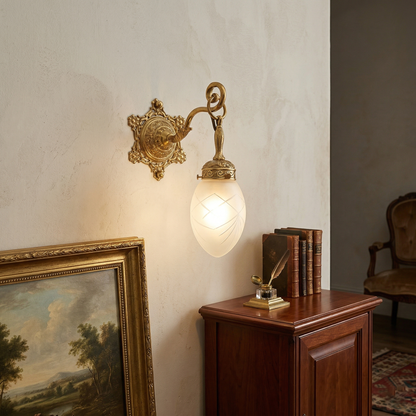 Solange Classic Wall Lamp
