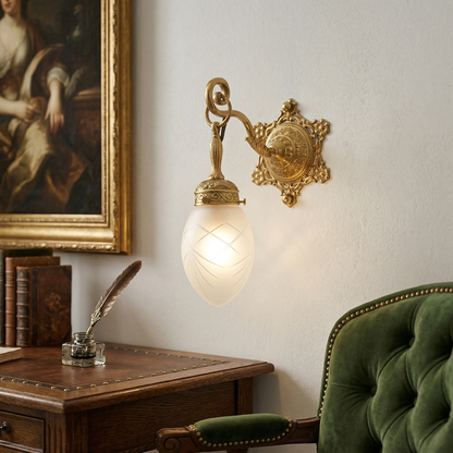 Solange Classic Wall Lamp