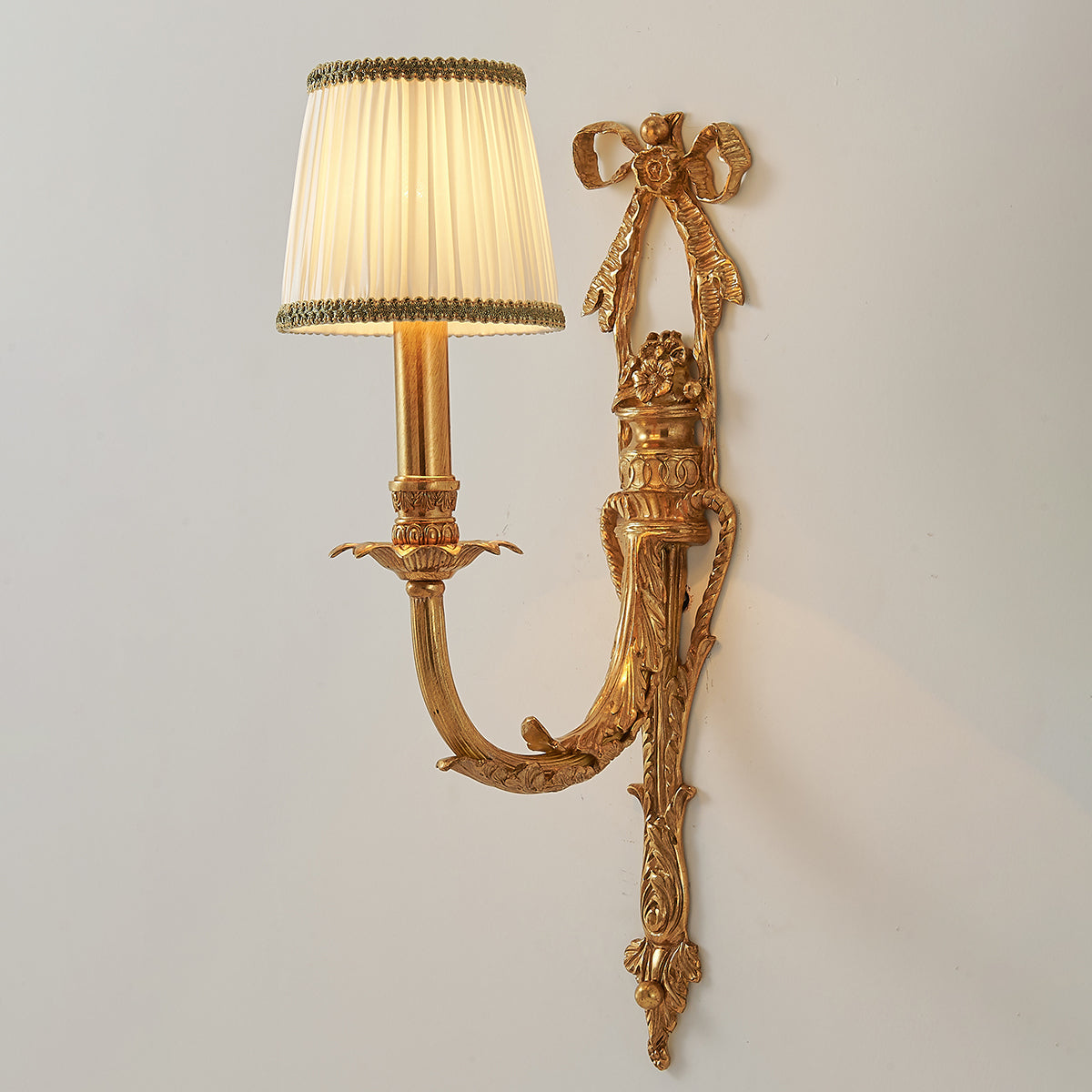Florian Wall Lamp