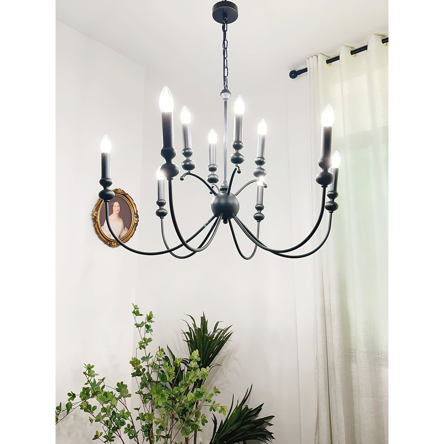 Solen Chandelier