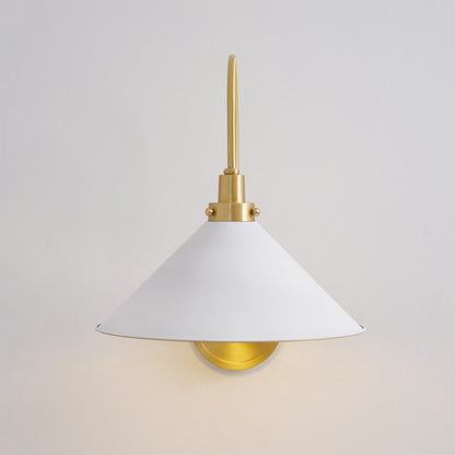 Corara Wall Lamp