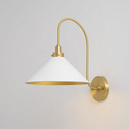 Corara Wall Lamp