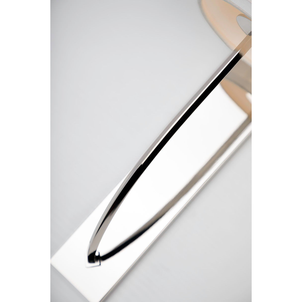 Calia Wall Lamp