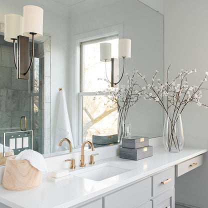 Calia Wall Lamp