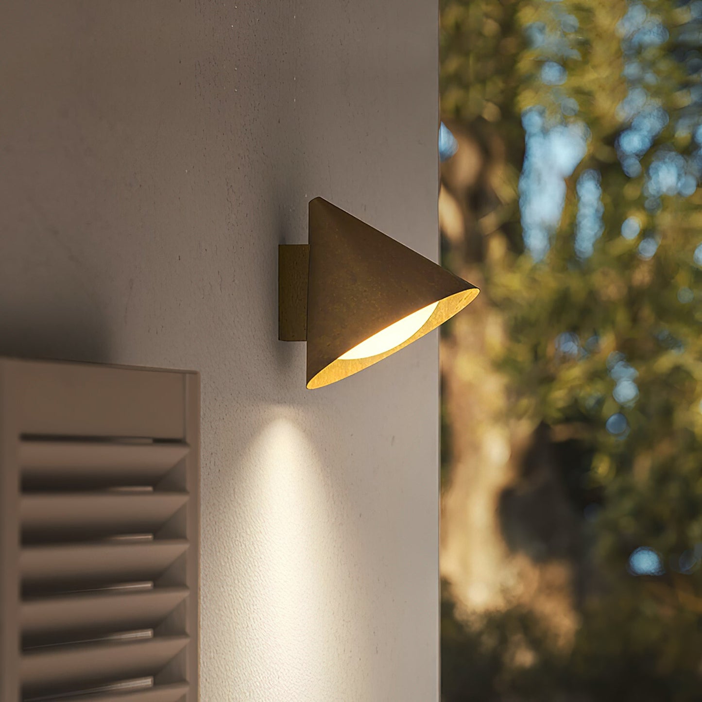 Cone Wall Lamp