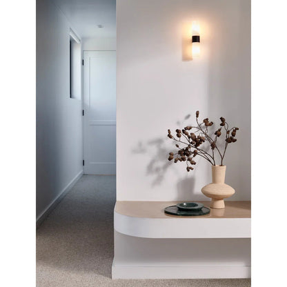 Fenara Alabaster Wall Lamp