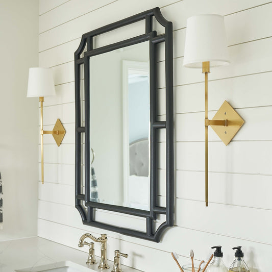 Lira Wall Lamp