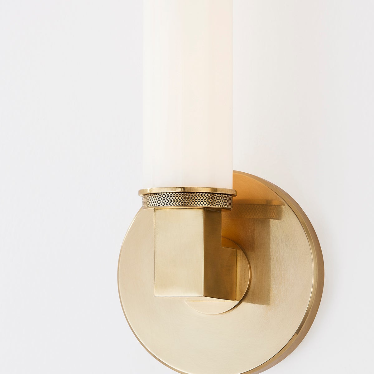 Alva Glass Wall Lamp