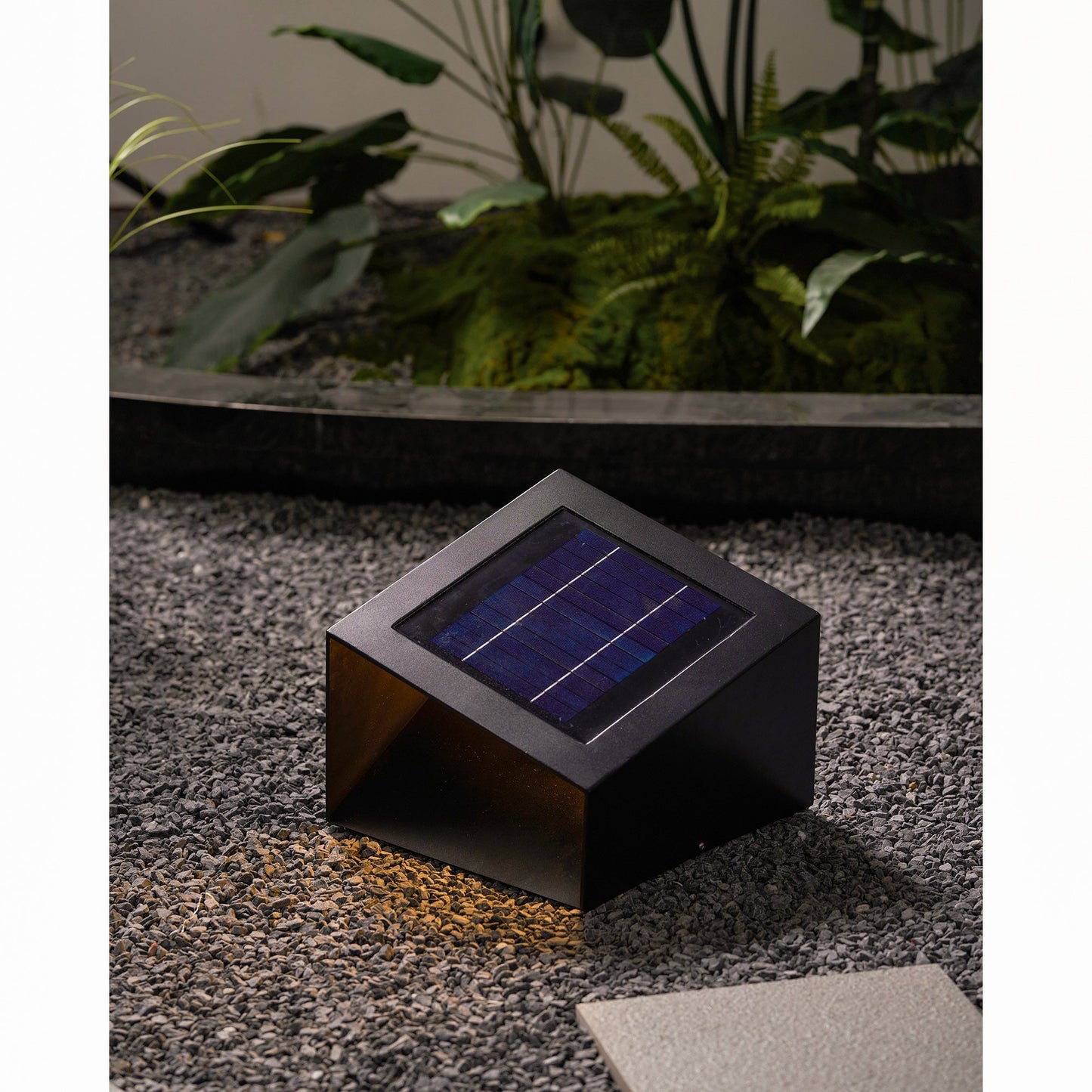 Cube Garden Solar Outdoor Light