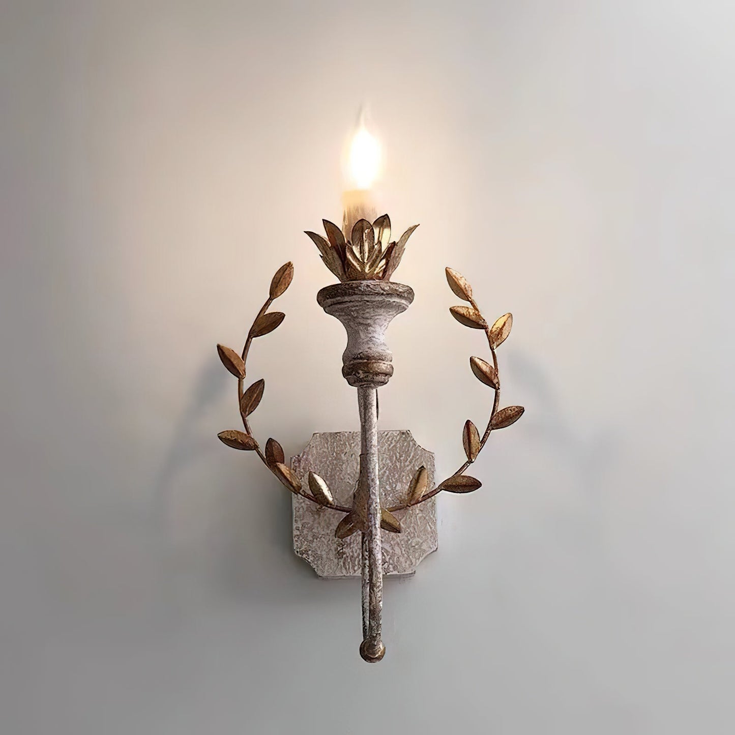 Zutphen Wall Lamp
