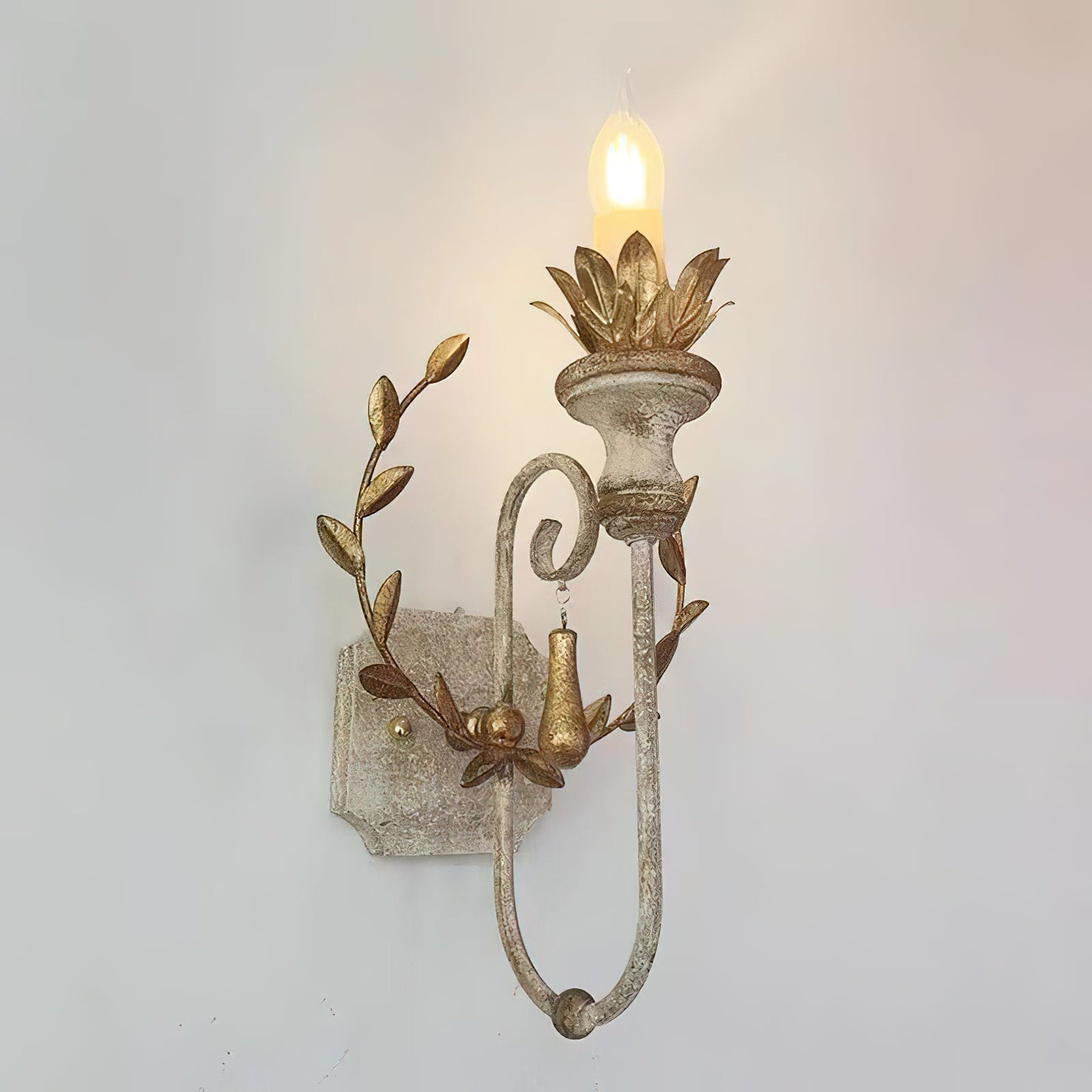 Zutphen Wall Lamp