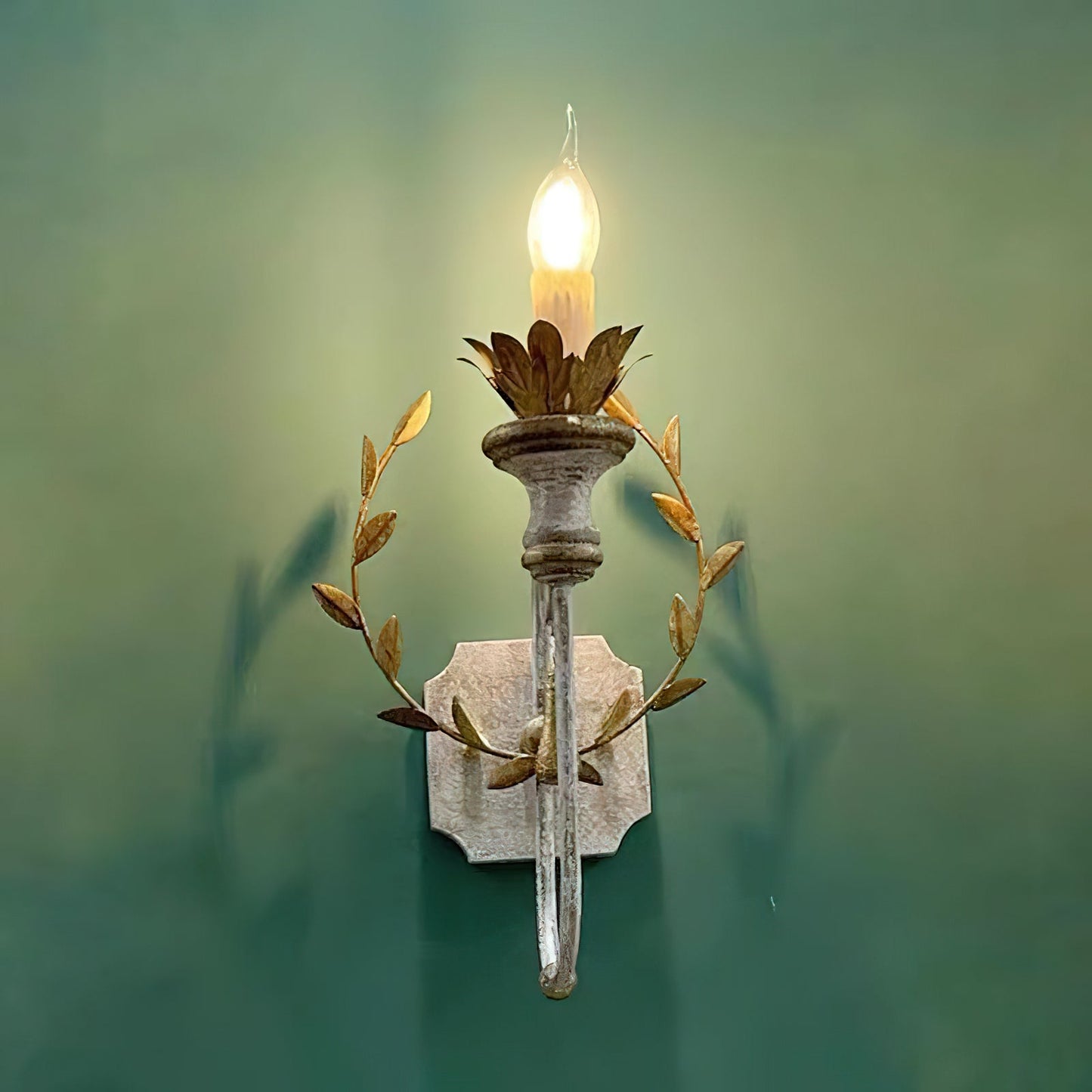 Zutphen Wall Lamp