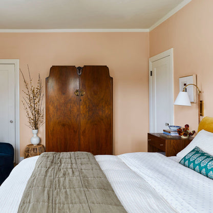 Marora Plug-In Sconce