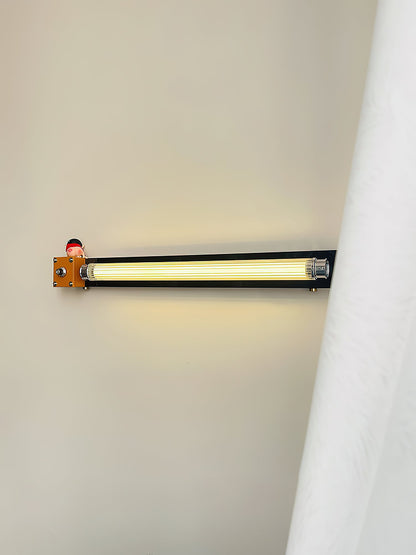 Wenlock Wall Lamp