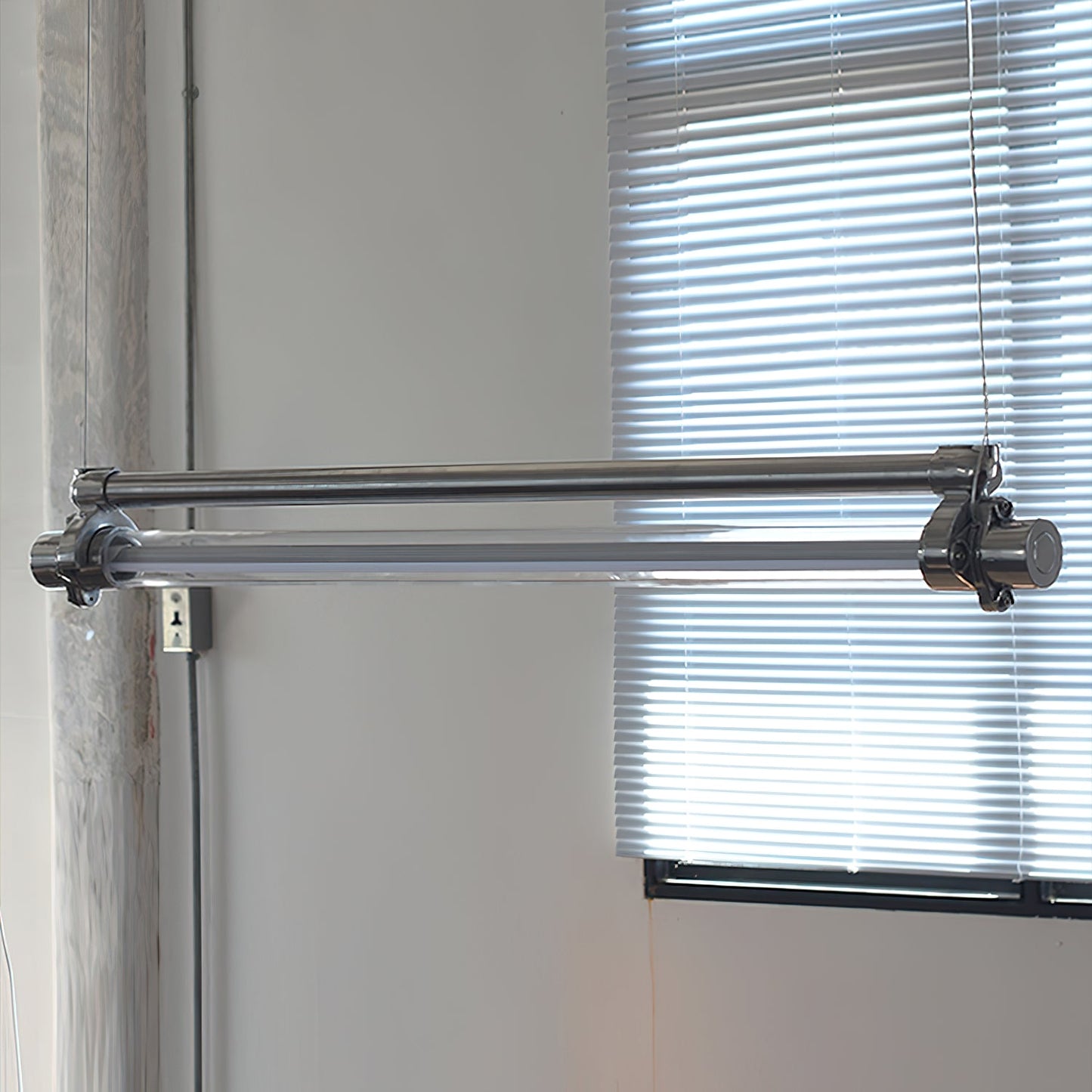Keso Industrial Tube Pendant Light