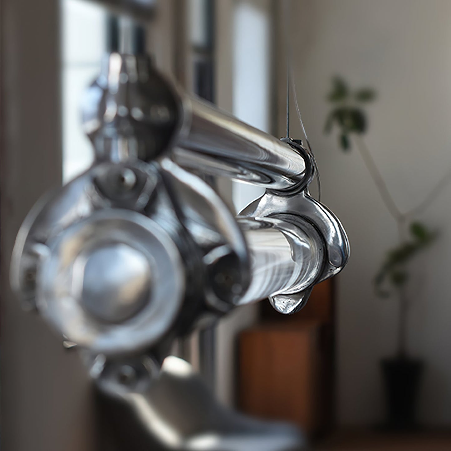 Keso Industrial Tube Pendant Light