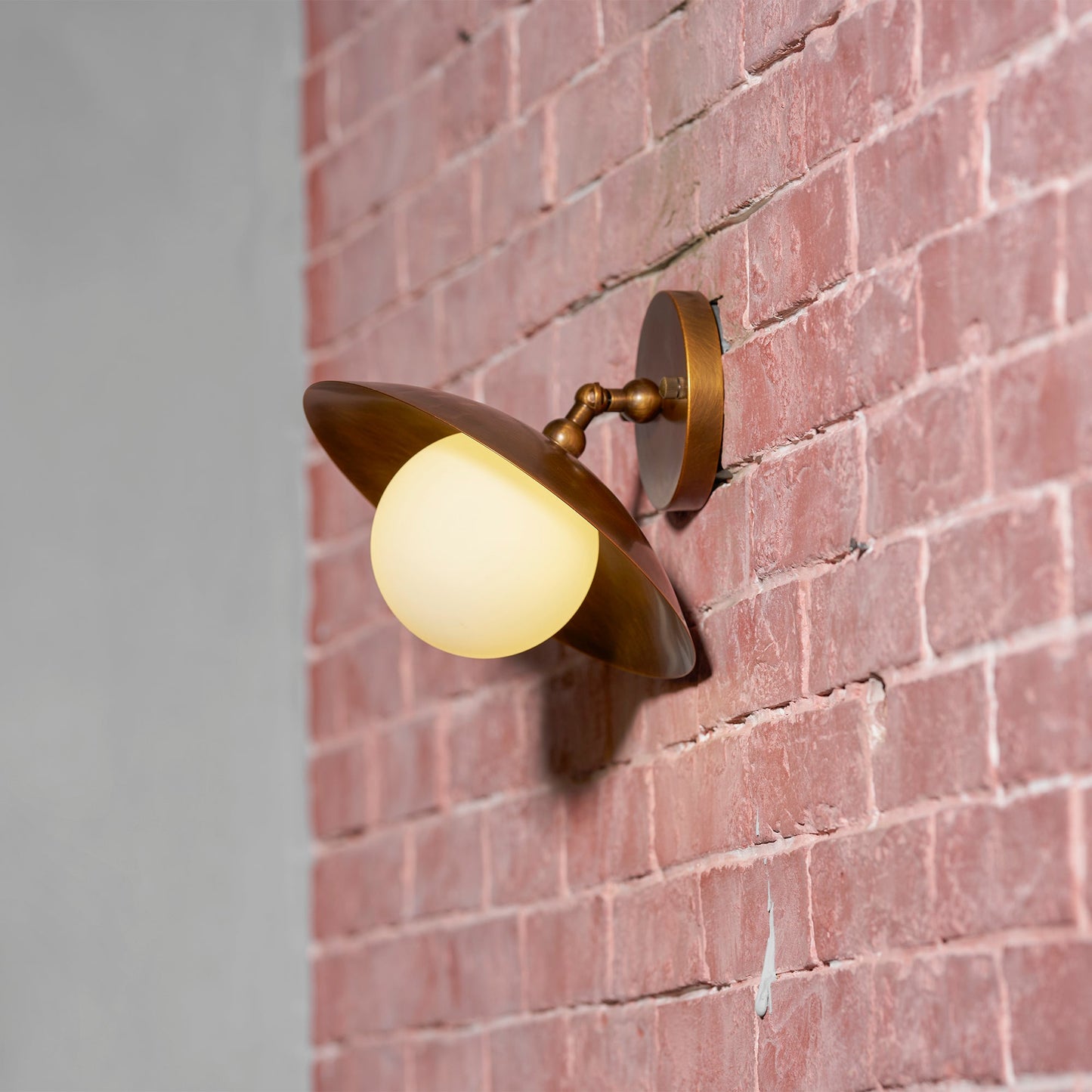 Comporta Petite Surface Ceiling Lamp