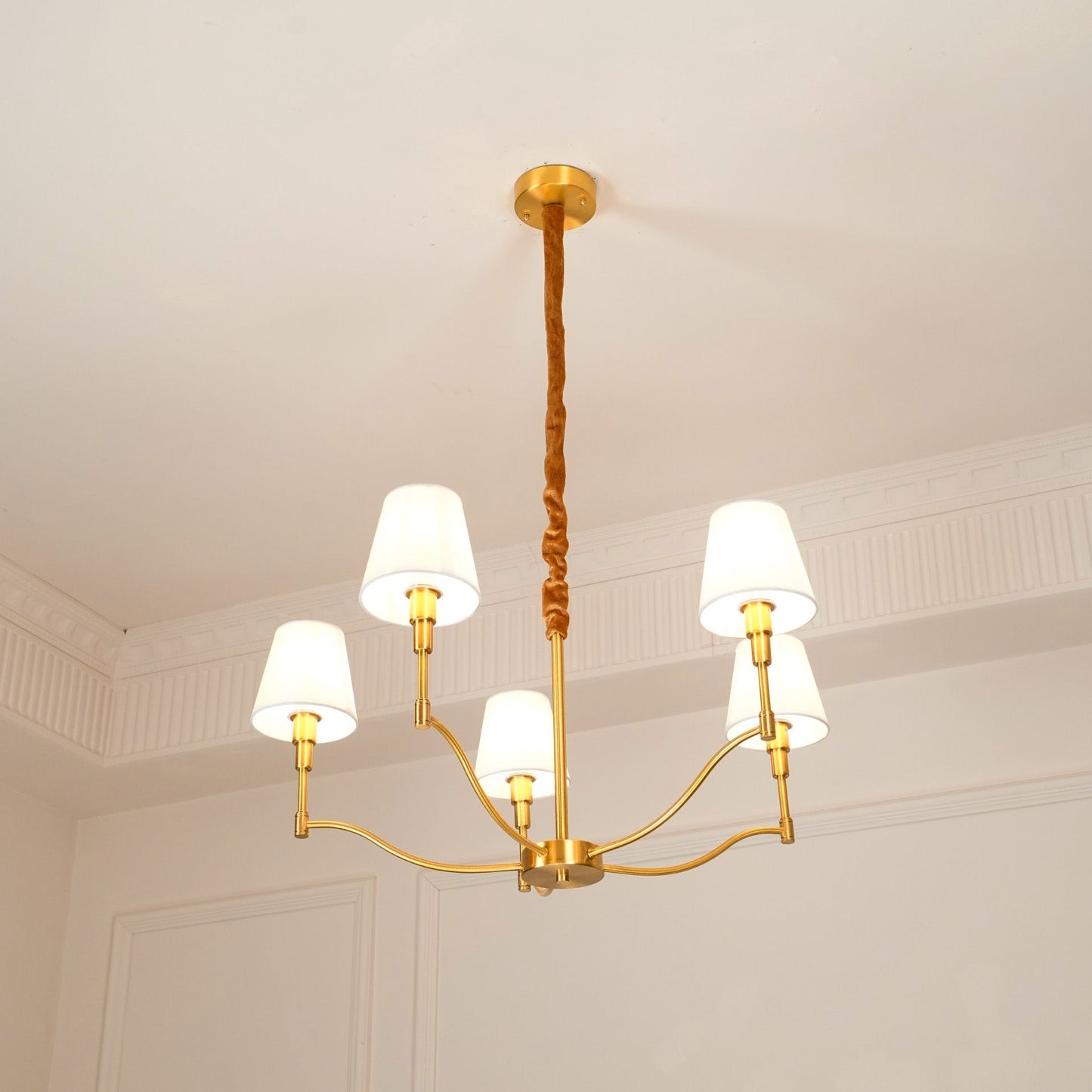 Lirora Chandelier