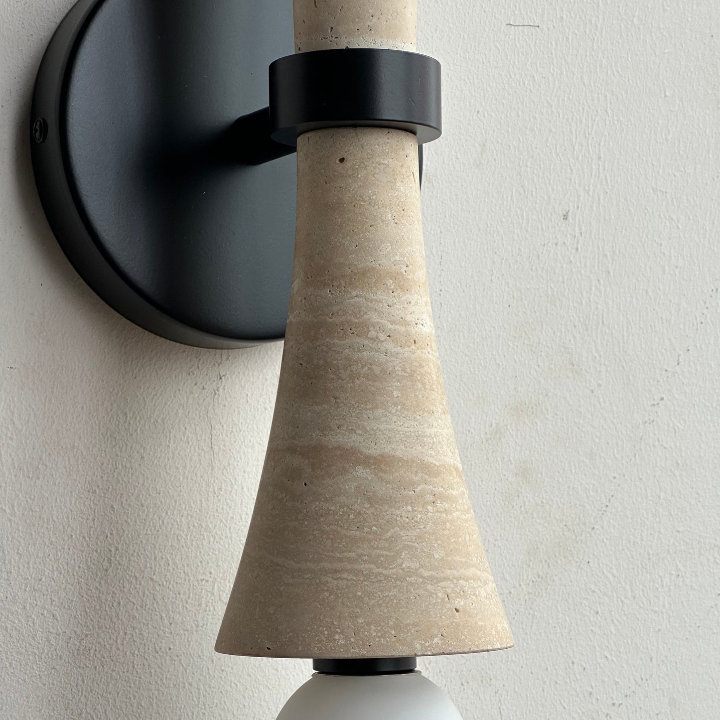 Cortona Wall Lamp