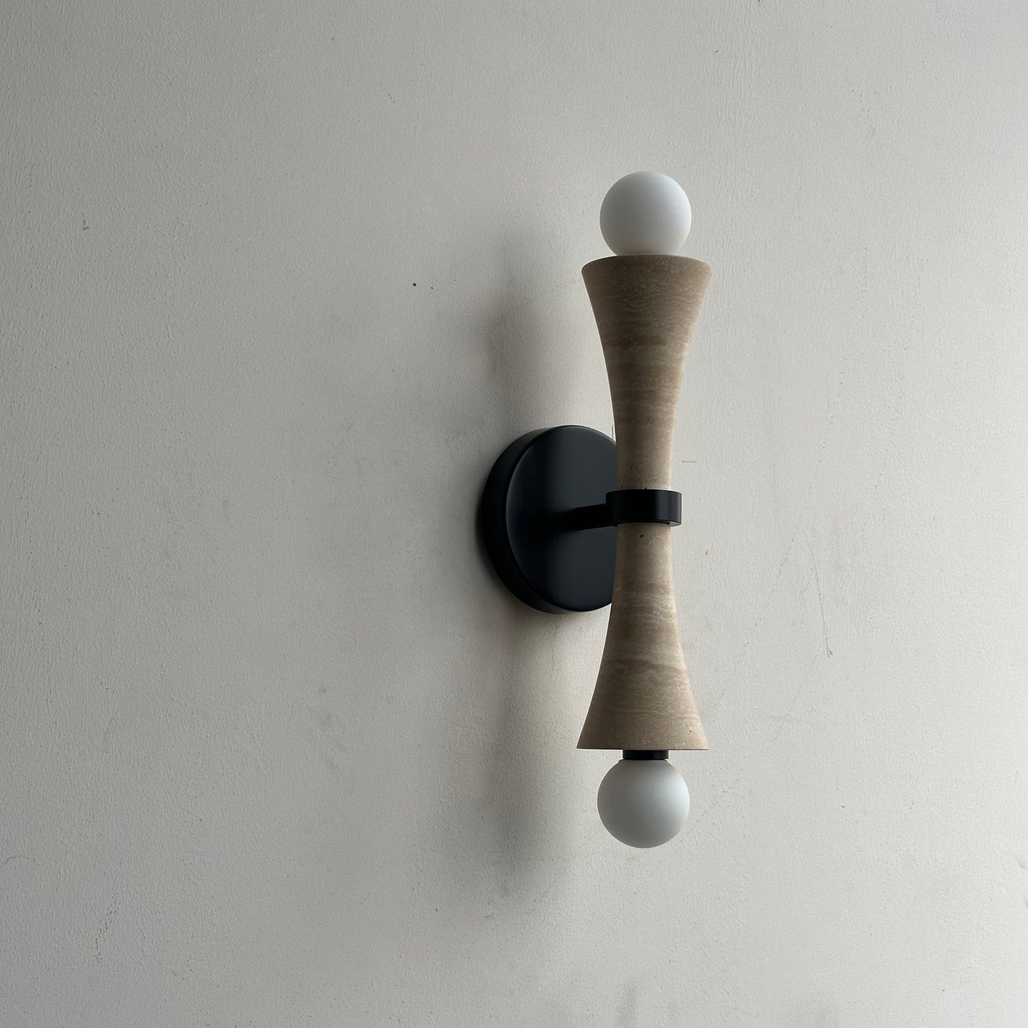 Cortona Wall Lamp