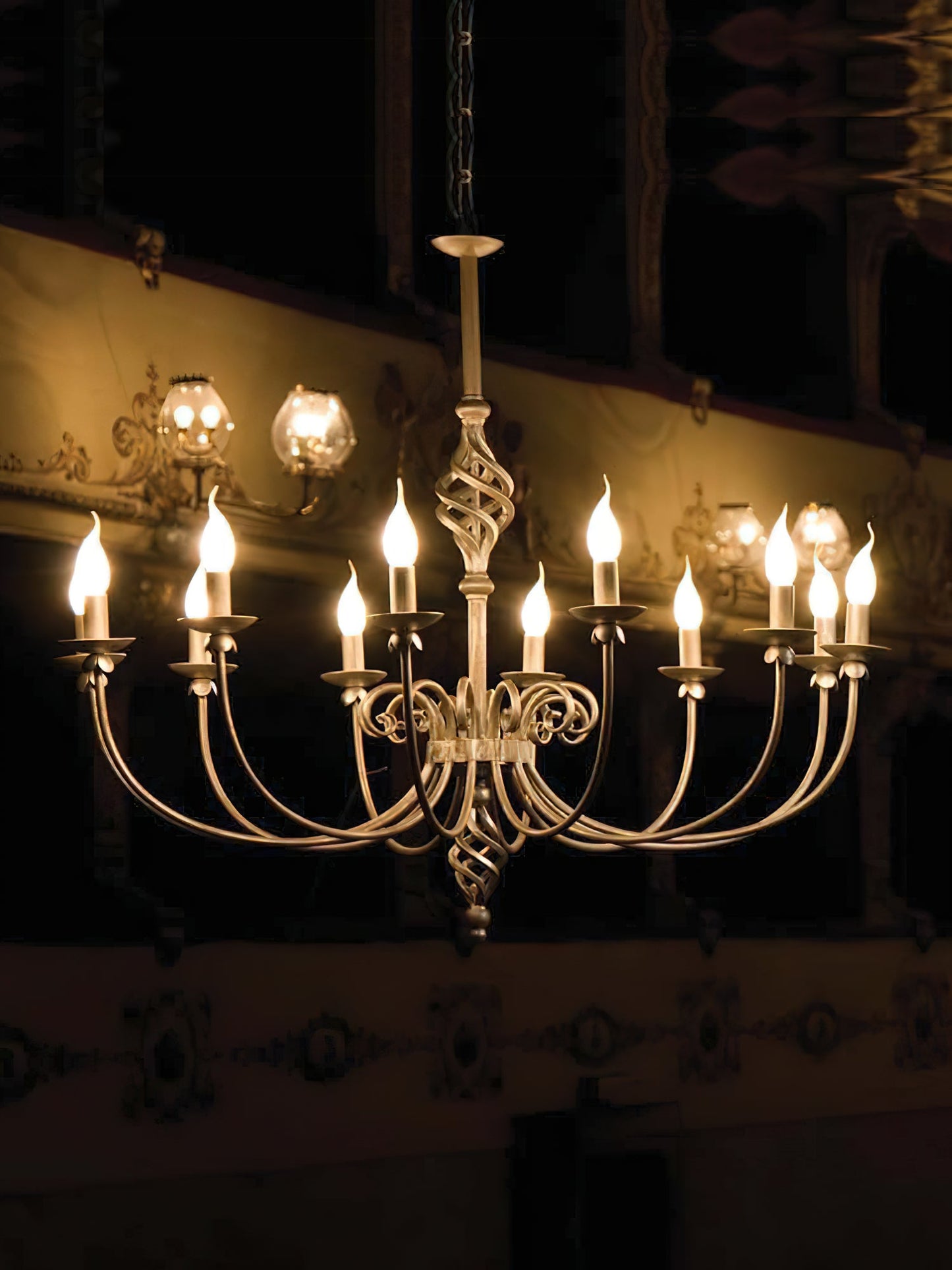 Galon Chandelier