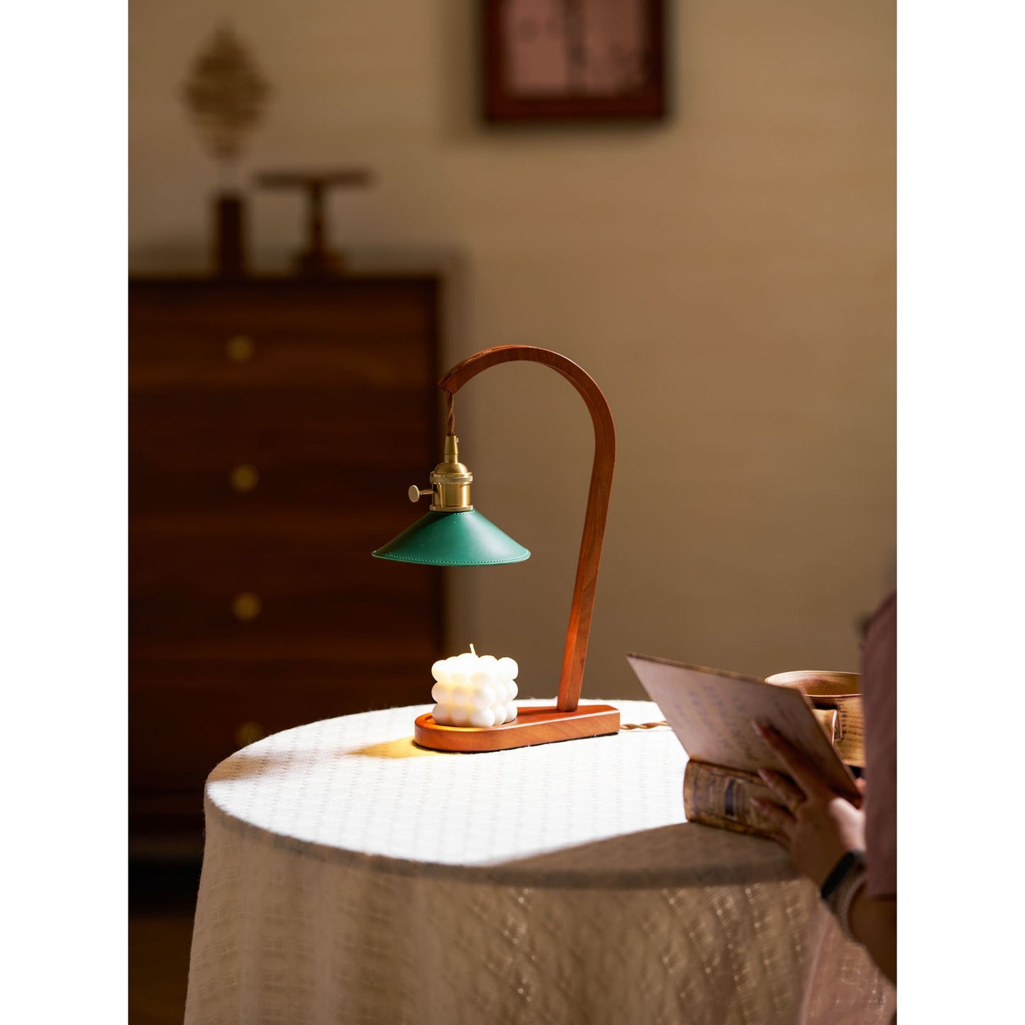 Halyn Candle Warmer Lamp