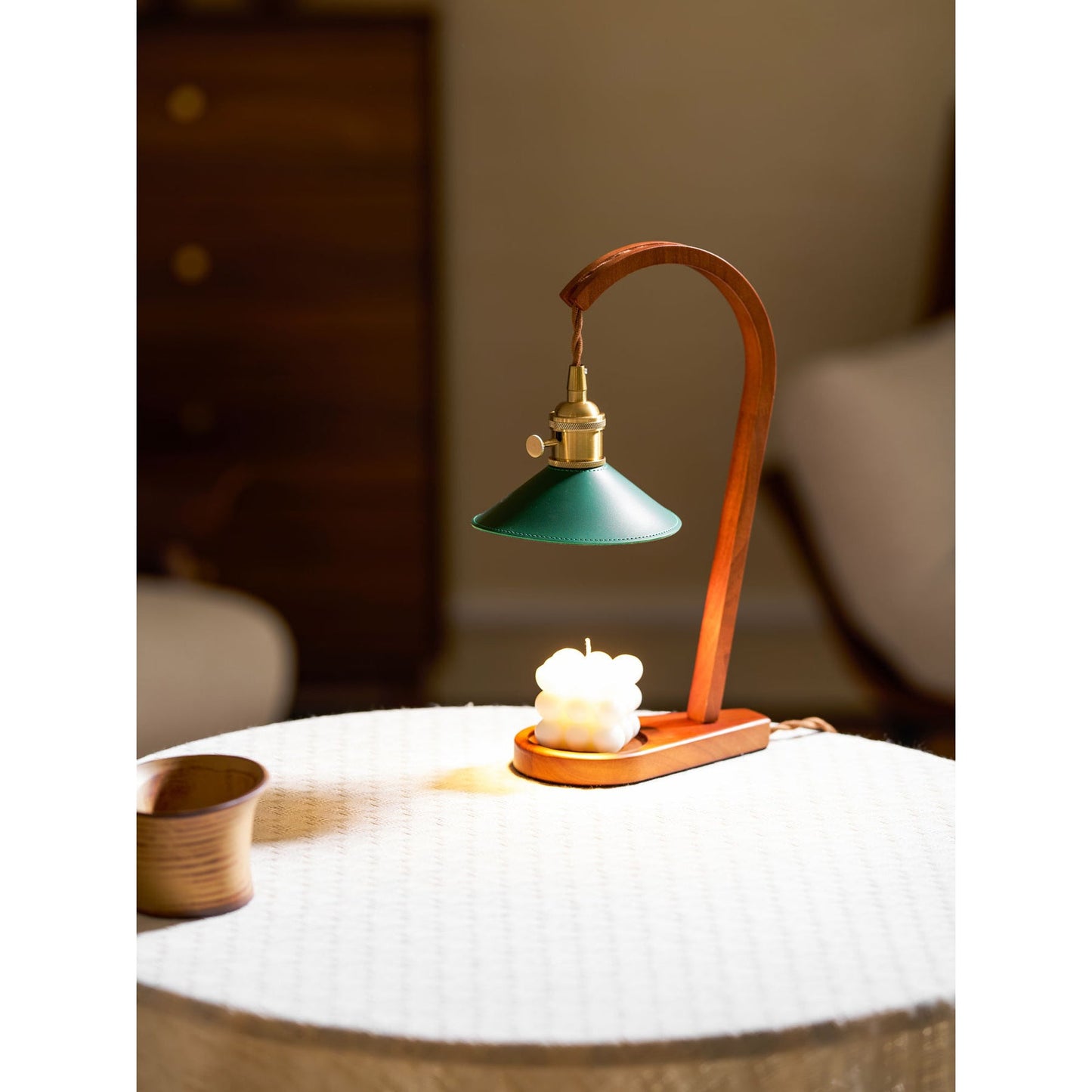 Halyn Candle Warmer Lamp