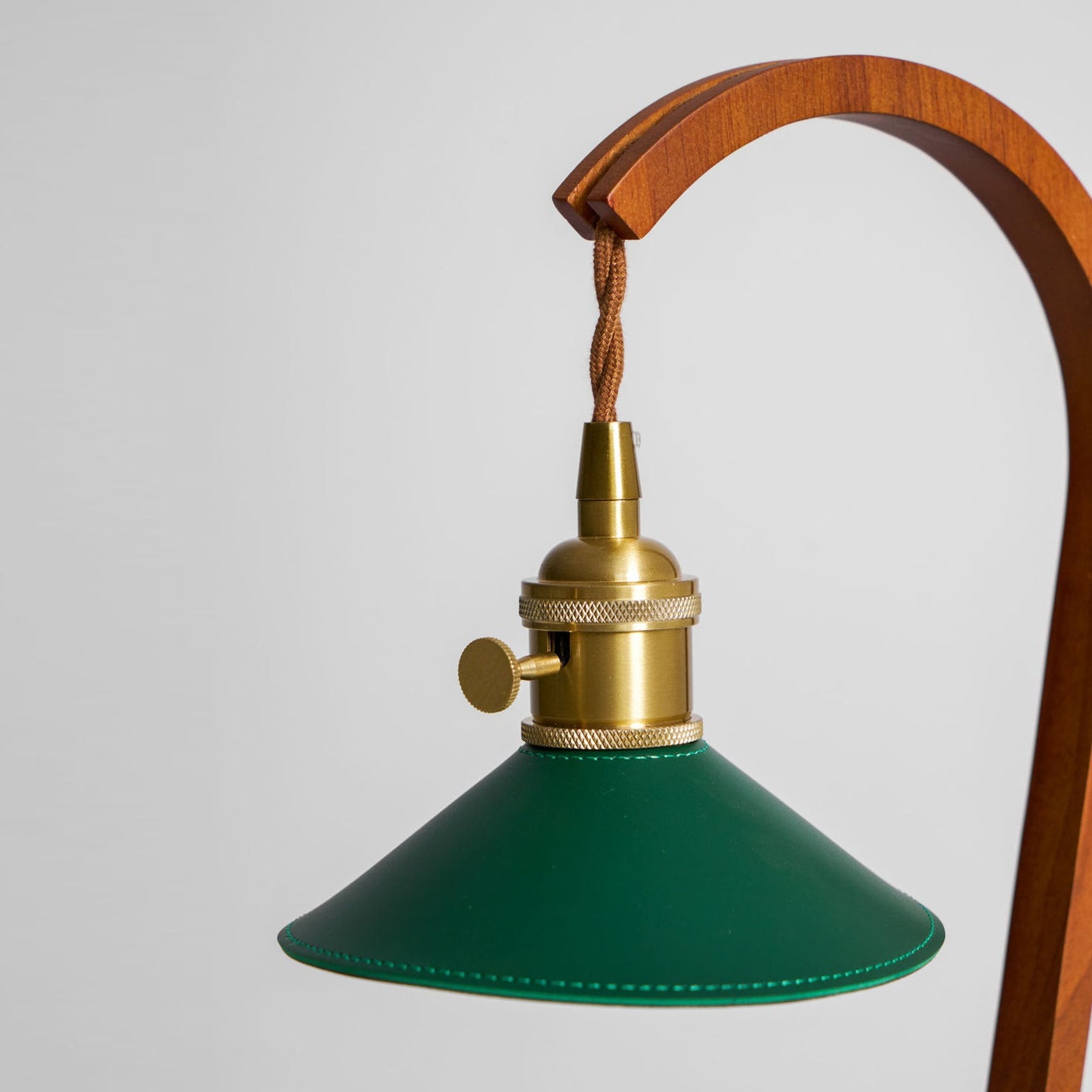 Halyn Candle Warmer Lamp