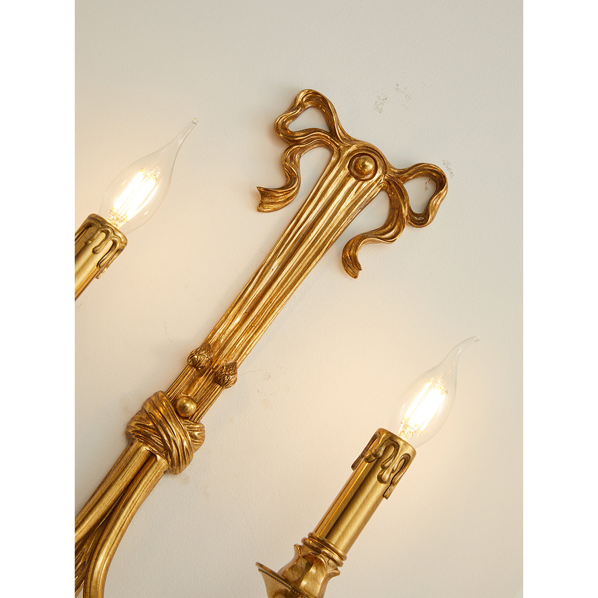 Veline Brass Wall Lamp