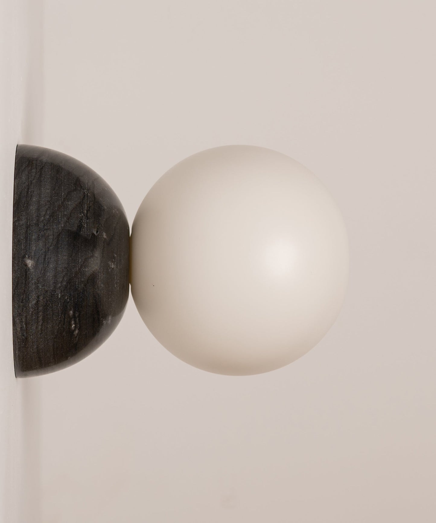 Miris Disc Wall Lamp