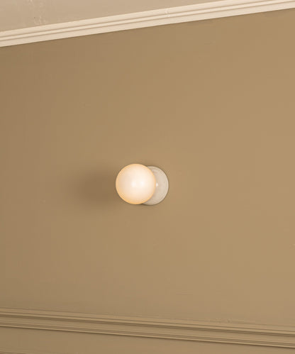 Miris Disc Wall Lamp