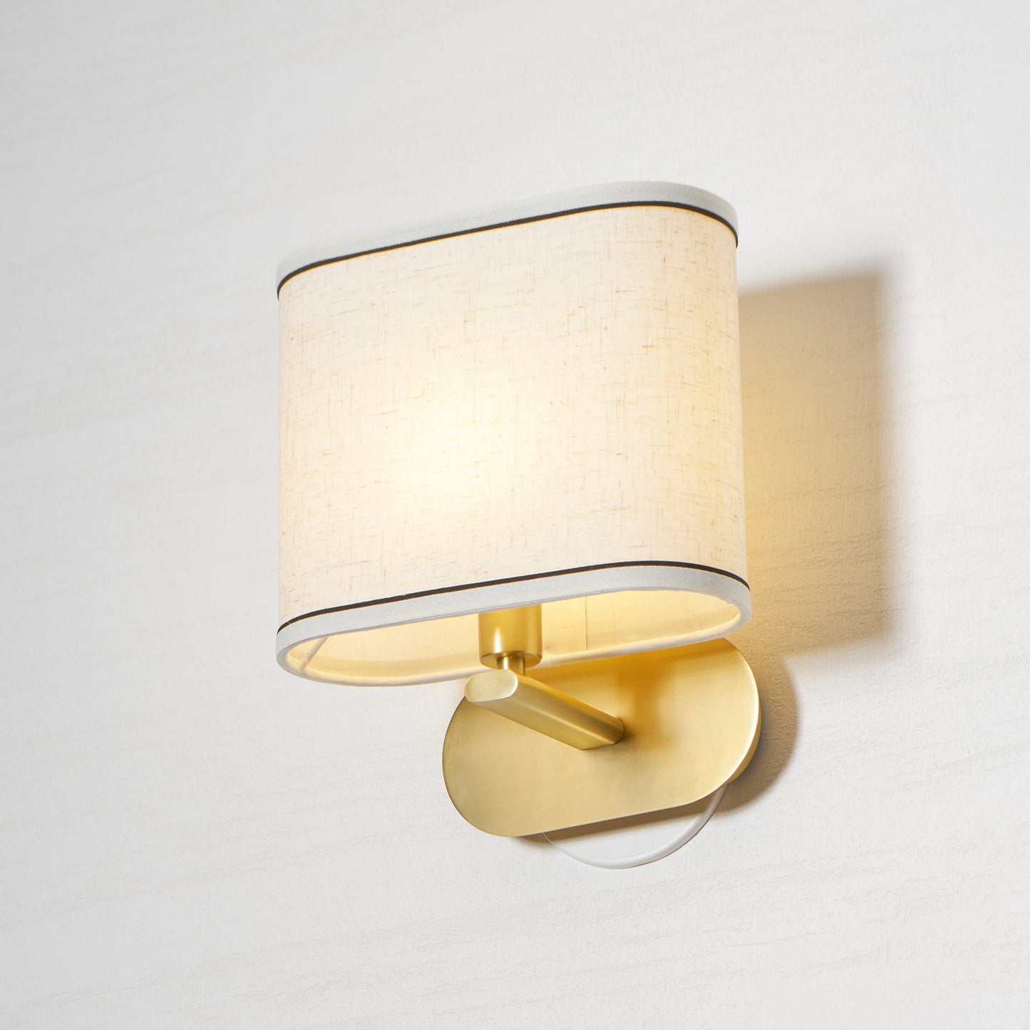 Melis Wall Lamp