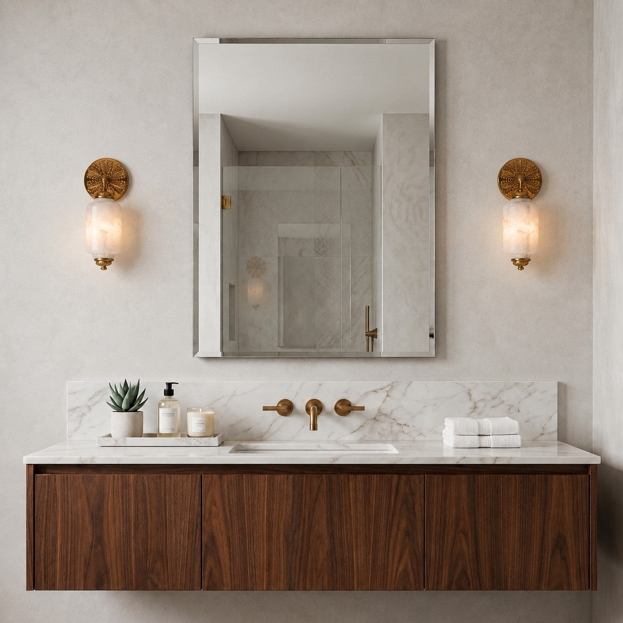 Eloise Scallop Alabaster Wall Sconce