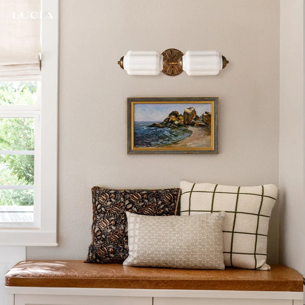 Fluorite Scallop Glass Sconce