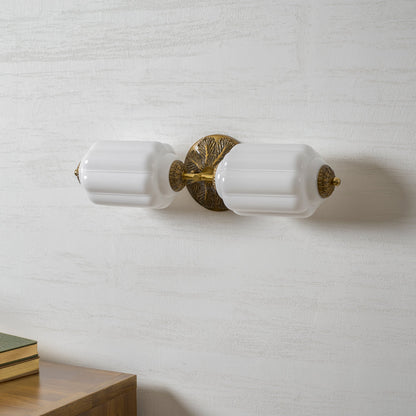 Fluorite Scallop Glass Sconce