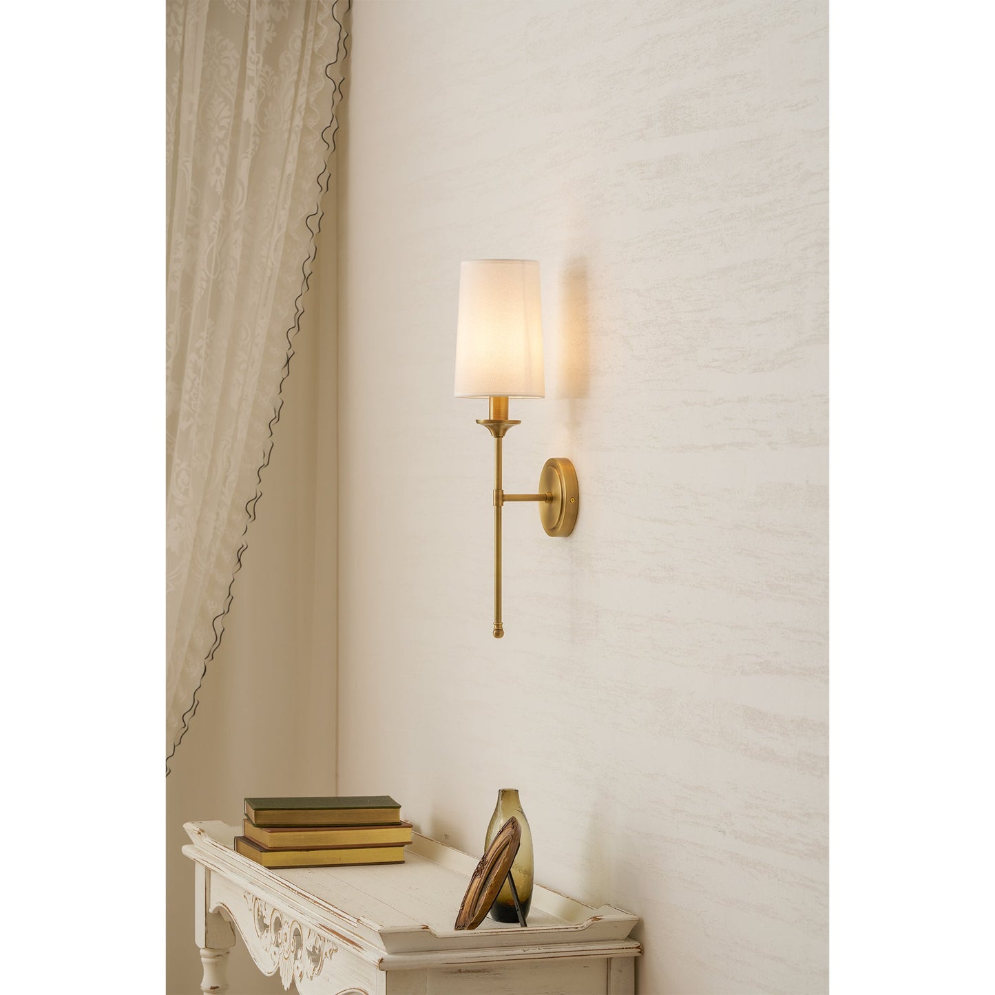 Seren Wall Lamp