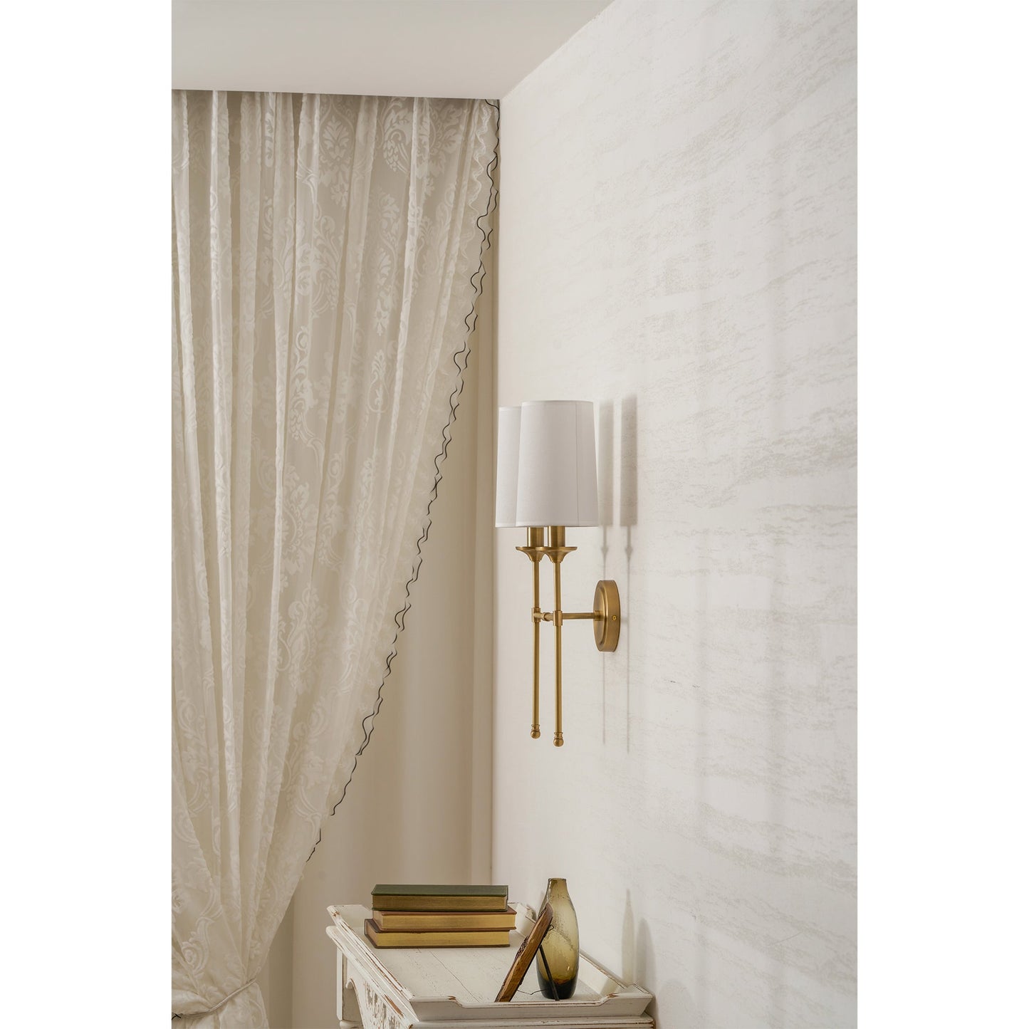 Seren Wall Lamp