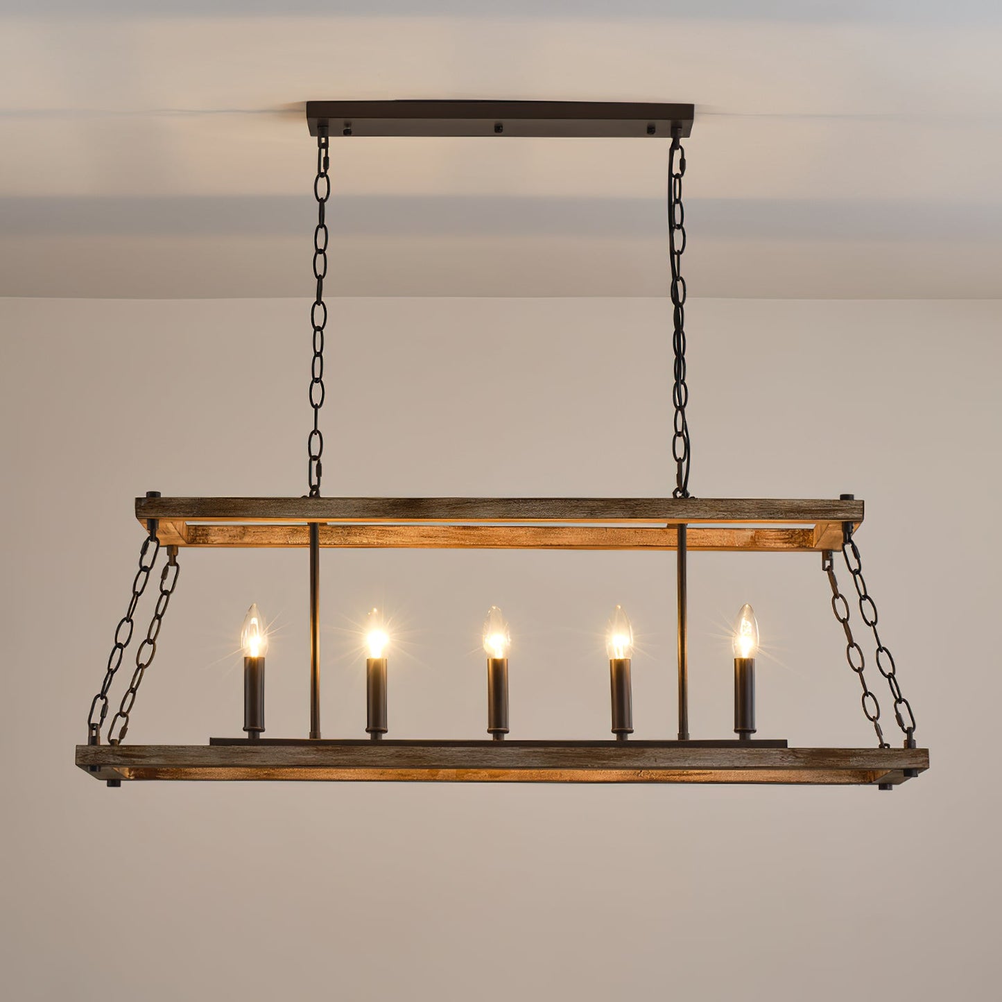 Quinia Island Chandelier