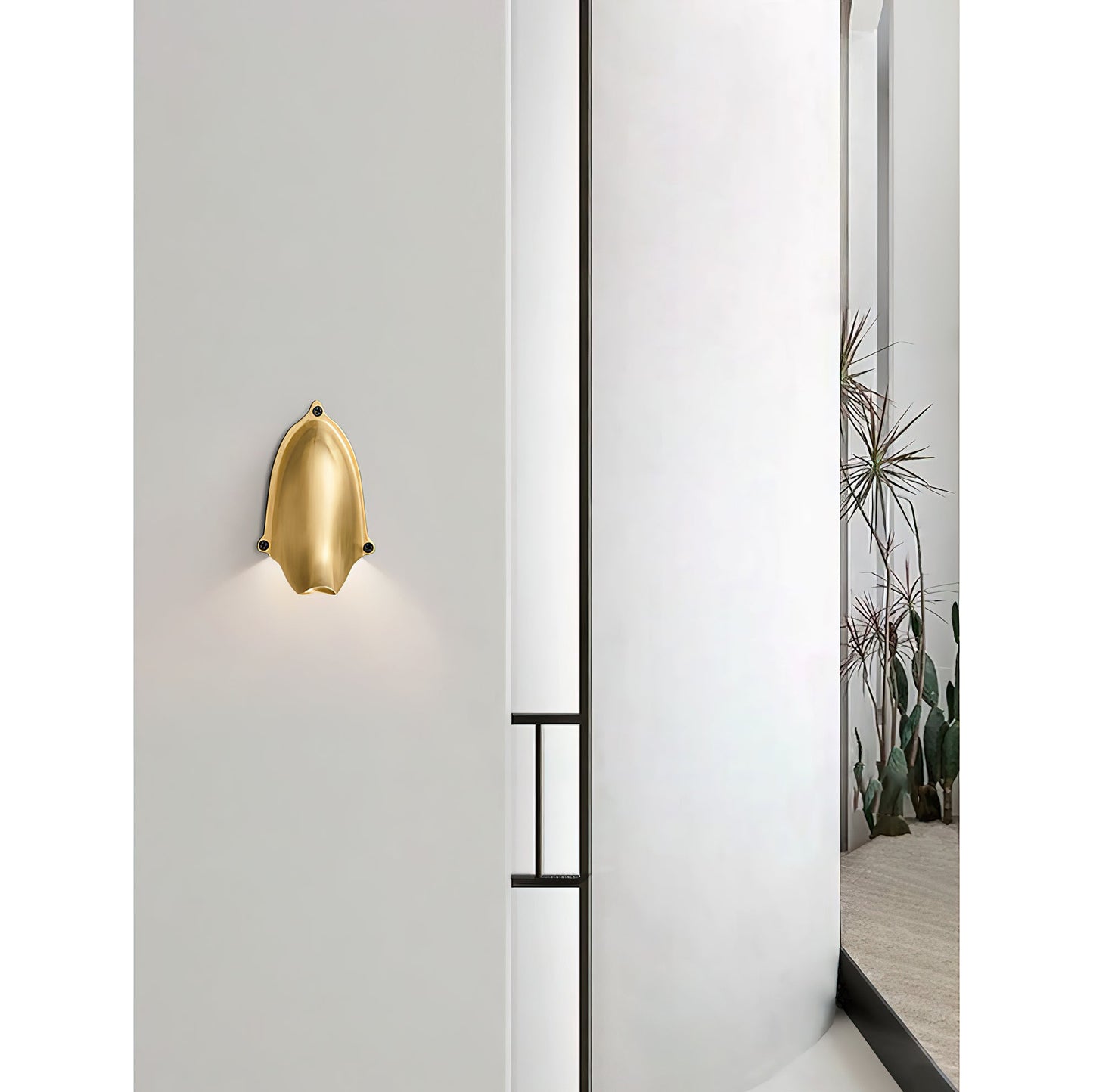 Acacia Wall Lamp
