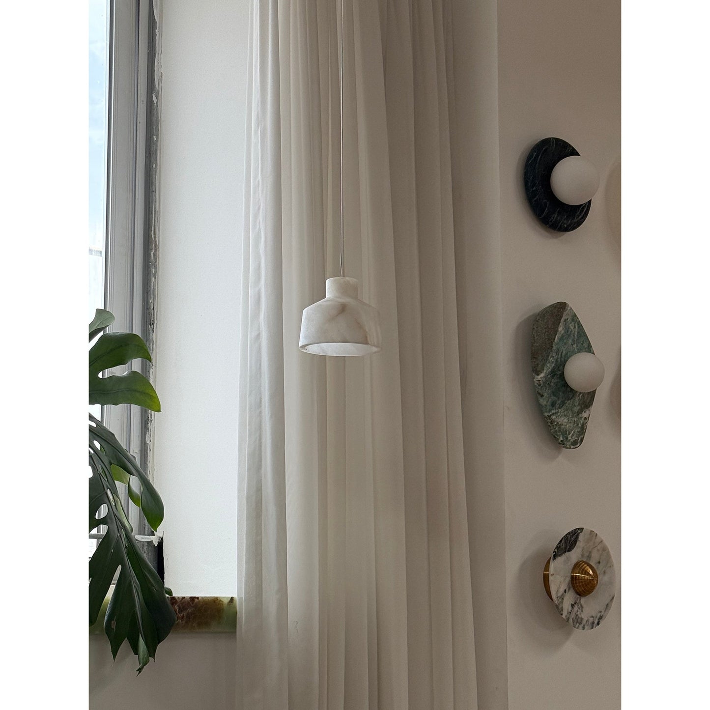Esmo Alabaster Pendant Lamp