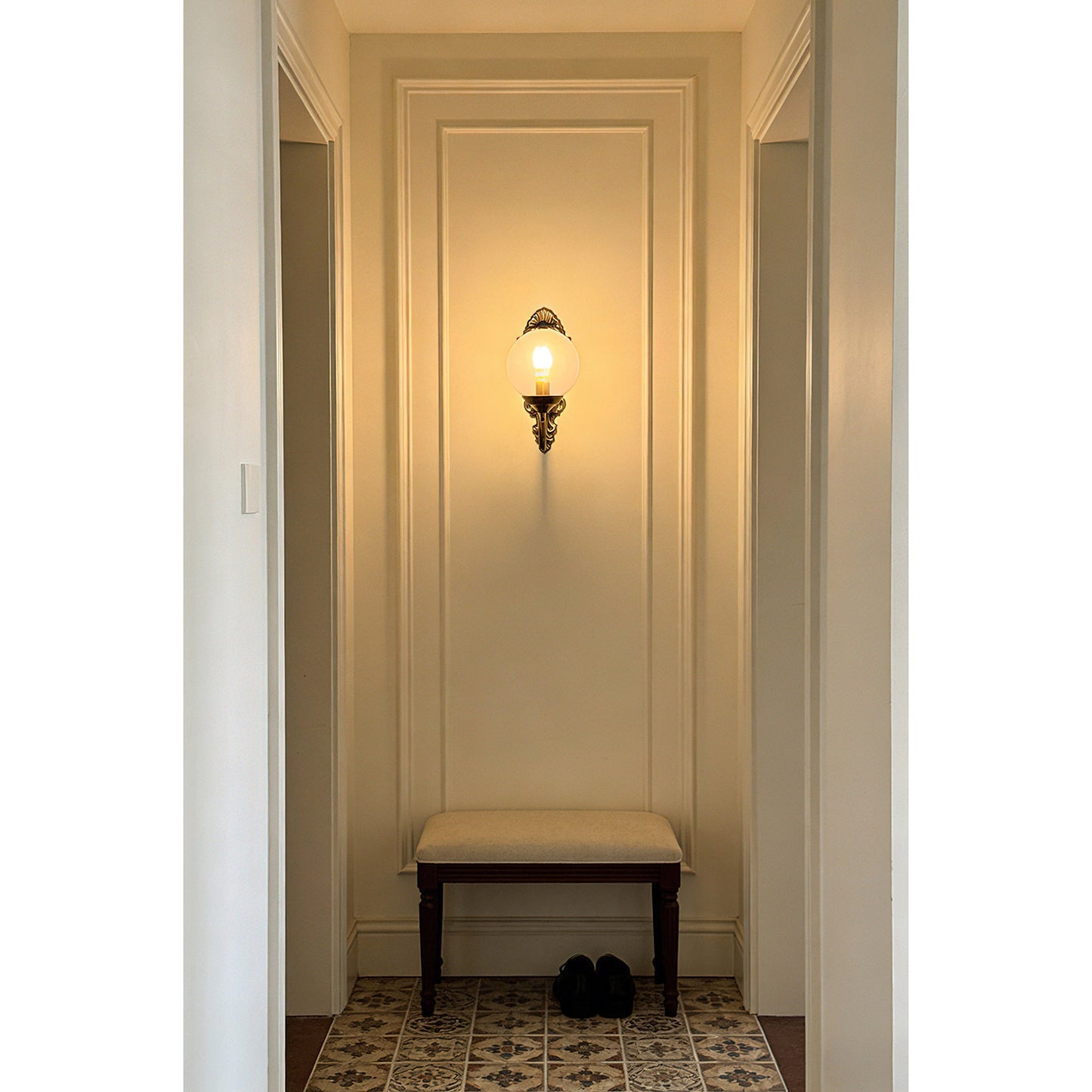 Everard Glass Wall Lamp