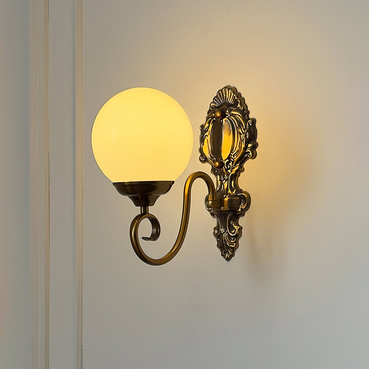 Everard Glass Wall Lamp