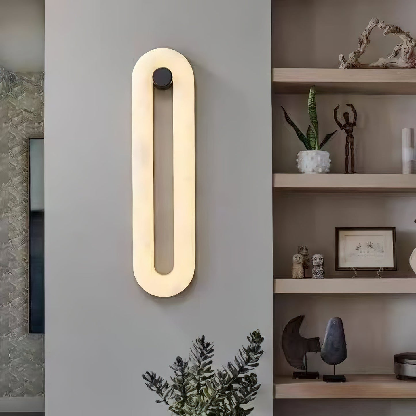 Visby Alabaster Wall Lamp